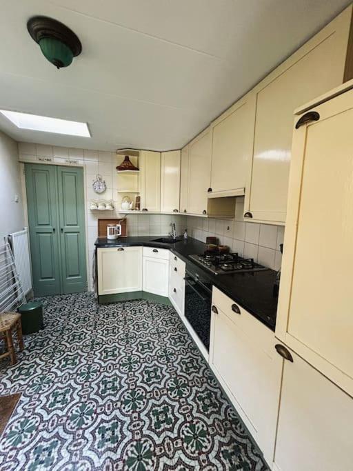 Villa Onder De Kastanje! Koedijk Esterno foto
